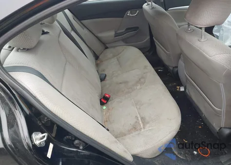 2013 Honda Civic Hybrid z USA, uszkodzony, nr VIN 19XFB4F28DE000717